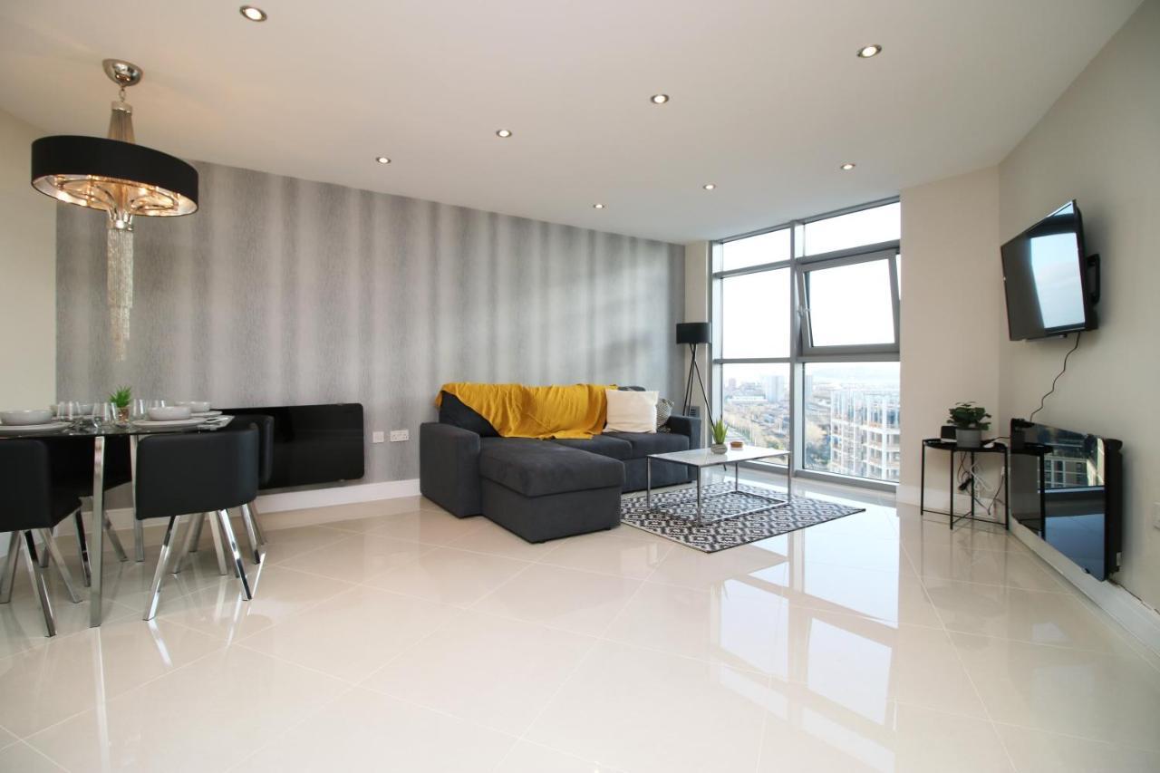 The Skyline - Luxury City Centre Flat With Designated Parking Cardiff Eksteriør bilde