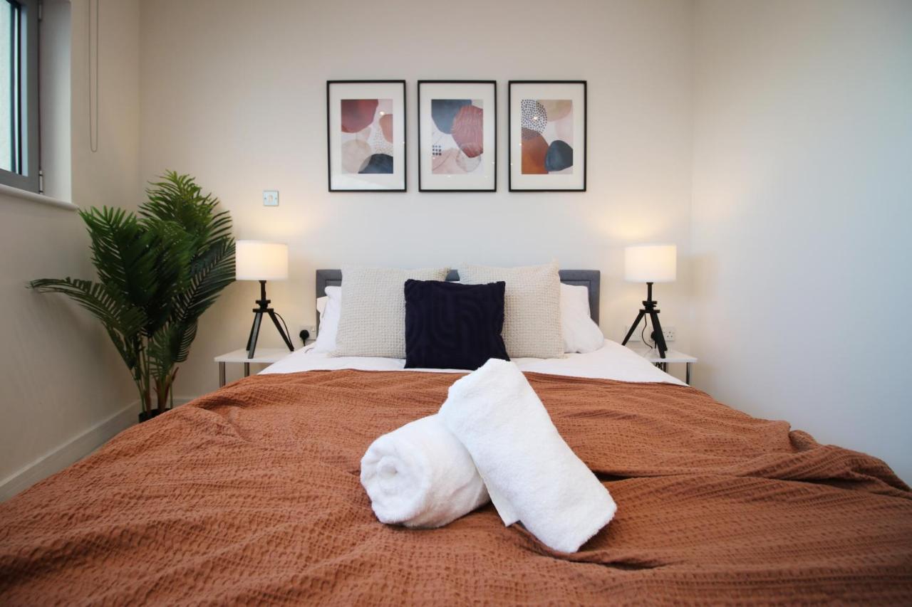 The Skyline - Luxury City Centre Flat With Designated Parking Cardiff Eksteriør bilde
