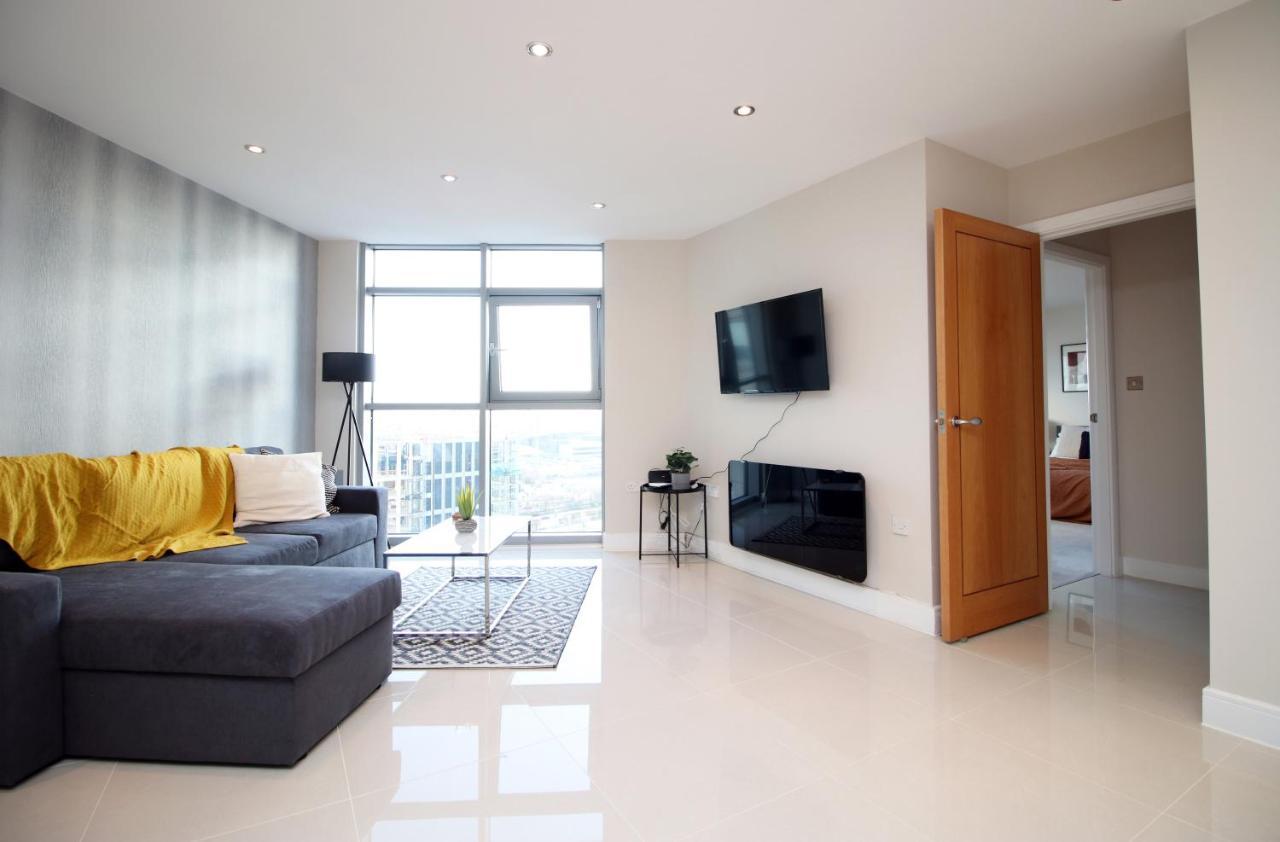 The Skyline - Luxury City Centre Flat With Designated Parking Cardiff Eksteriør bilde