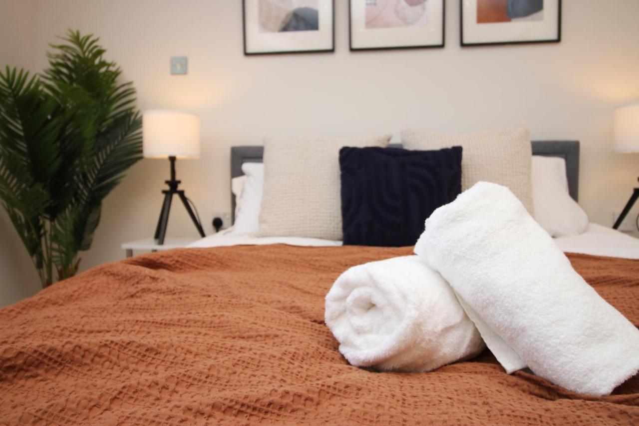 The Skyline - Luxury City Centre Flat With Designated Parking Cardiff Eksteriør bilde