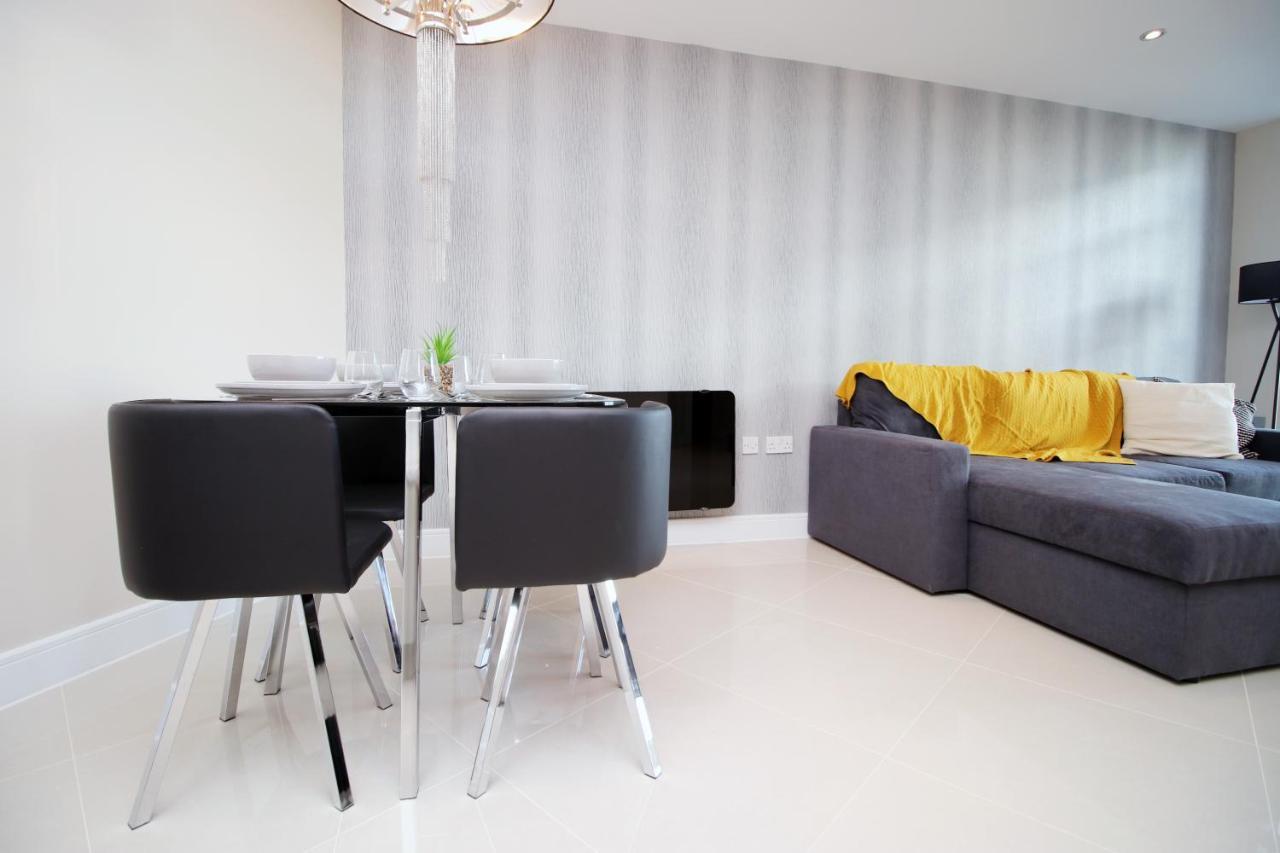 The Skyline - Luxury City Centre Flat With Designated Parking Cardiff Eksteriør bilde