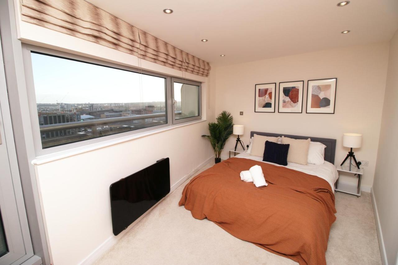 The Skyline - Luxury City Centre Flat With Designated Parking Cardiff Eksteriør bilde
