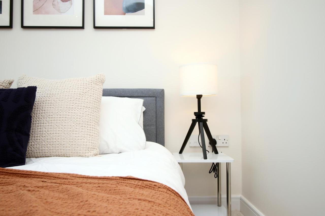The Skyline - Luxury City Centre Flat With Designated Parking Cardiff Eksteriør bilde