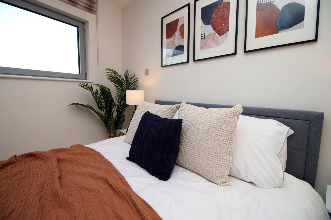 The Skyline - Luxury City Centre Flat With Designated Parking Cardiff Eksteriør bilde