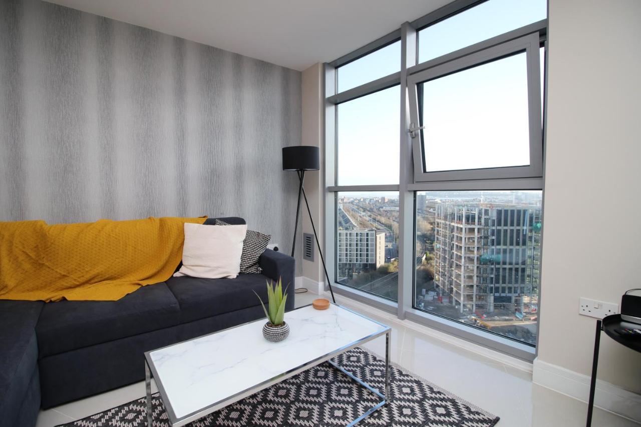 The Skyline - Luxury City Centre Flat With Designated Parking Cardiff Eksteriør bilde